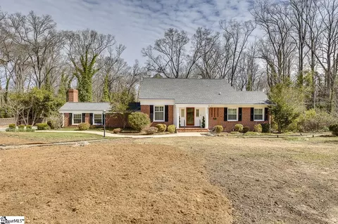 107 Todd Ave, Laurens, SC 29360