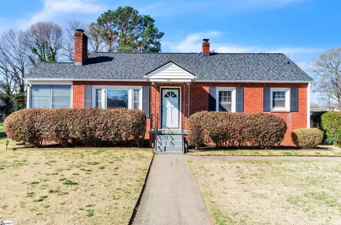 102 Welcome St, Greenville, SC 29611