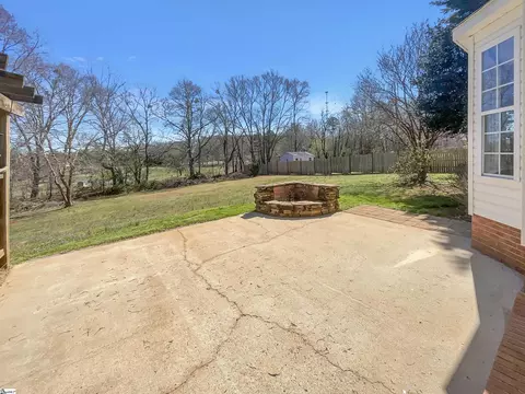 Exterior - 22 Rustcraft Dr, Greer, SC 29651 photo 5 of 7