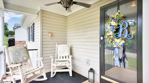 Exterior - 317 E Celestial Dr, Greer, SC 29651 photo 4 of 10