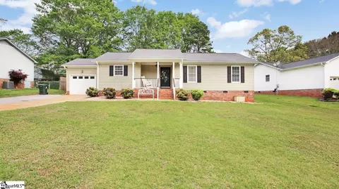 317 E Celestial Dr, Greer, SC 29651