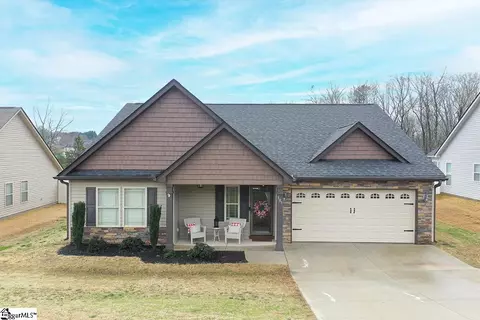 109 Highlands Dr, Belton, SC 29627