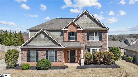 522 Hunting Bow Ln, Duncan, SC 29334
