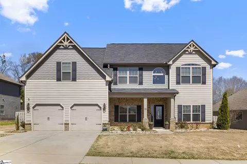 16 Verdana Ct, Simpsonville, SC 29680