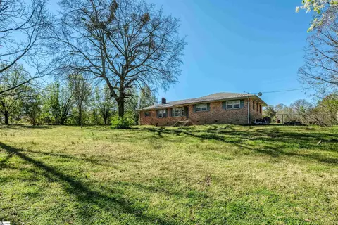 903 W Broad St, Iva, SC 29655