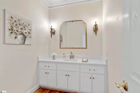 Bath - 4 Craigmillar Pl, Greer, SC 29650 photo 1 of 4