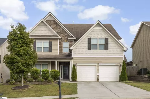 38 Grand River Ln, Simpsonville, SC 29681