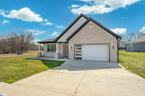 311 Barker Rd, Simpsonville, SC 29680