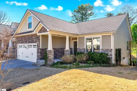 223 Henrydale Dr, Easley, SC 29642