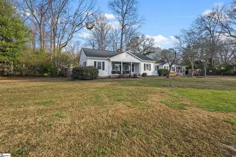 Exterior - 101 Andrew Ave, Easley, SC 29640 photo 3 of 9