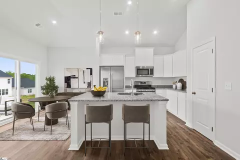 Kitchen - 1122 Berry Patch Dr, Lyman, SC 29365 photo 1 of 3