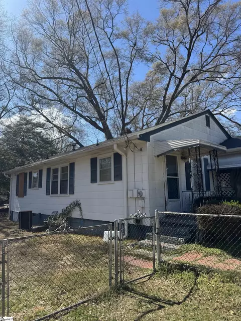 240 Clemson Ave, Greenville, SC 29611