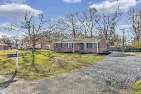 105 G St, Williamston, SC 29697 photo 1