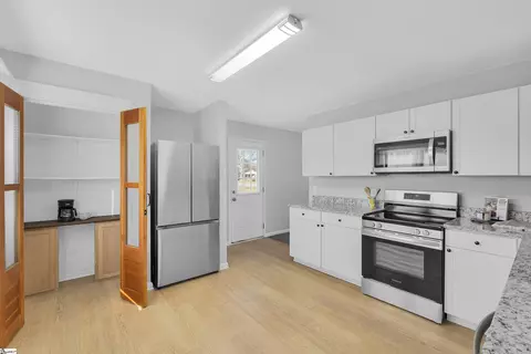 105 G St, Williamston, SC 29697 photo 8