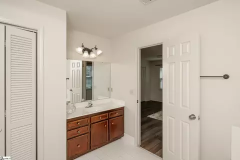 Bath - 108 Tarleton Way, Greer, SC 29650 photo 3 of 7