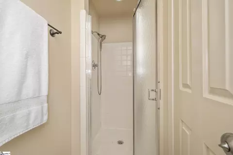 Bath - 108 Tarleton Way, Greer, SC 29650 photo 4 of 7