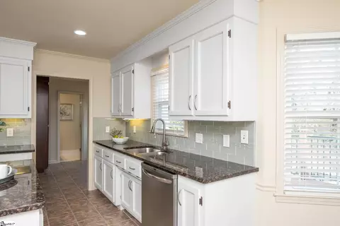 Kitchen - 108 Tarleton Way, Greer, SC 29650 photo 2 of 4