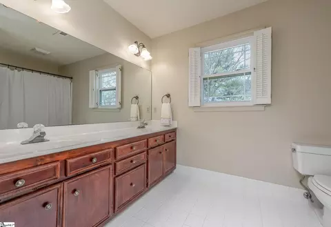 Bath - 108 Tarleton Way, Greer, SC 29650 photo 5 of 7