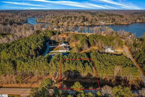 1404 Broadway Lake Rd, Anderson, SC 29621