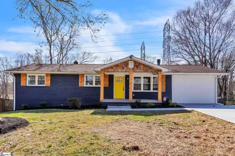 422 Penarth Dr, Greenville, SC 29617