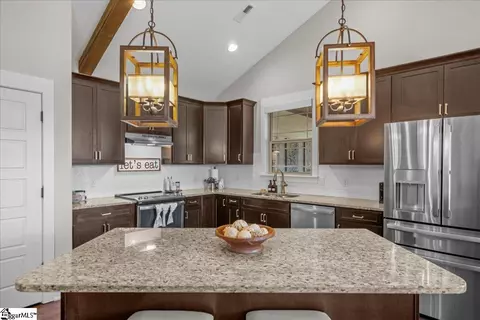 Kitchen - 321 Shadow Ln, Lyman, SC 29365 photo 2 of 4