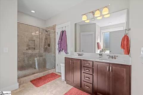 Bath - 321 Shadow Ln, Lyman, SC 29365 photo 2 of 4
