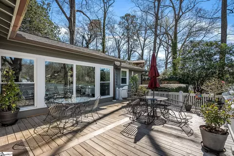 Exterior - 830 Lakeside Dr, Anderson, SC 29621 photo 5 of 9