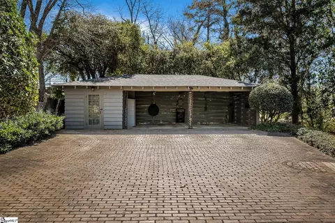 Exterior - 830 Lakeside Dr, Anderson, SC 29621 photo 3 of 9