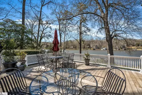 Exterior - 830 Lakeside Dr, Anderson, SC 29621 photo 6 of 9