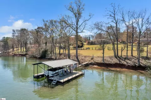 2222 Surfside Dr, Anderson, SC 29625