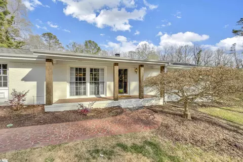 23 Lake Ridge Dr, Greenville, SC 29611