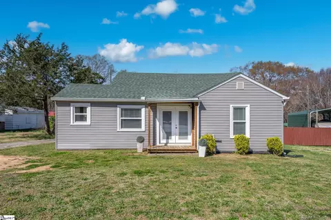 19145 N 221 Hwy, Laurens, SC 29360