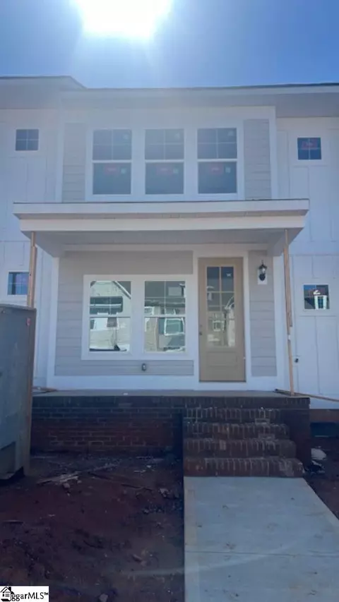 35 Leander Dr, Greer, SC 29651