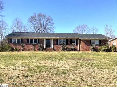 5 Notre Dame Dr, Greenville, SC 29617