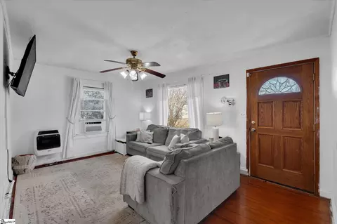 Entry Way - 2 Washington St, Williamston, SC 29697 photo 1 of 1