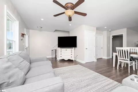 121 Forrester Dr, Liberty, SC 29657 photo 5