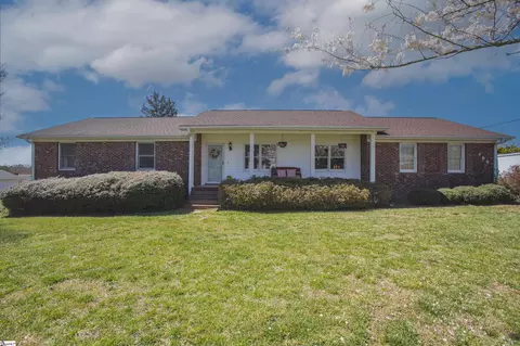 165 Beverly Cir, Liberty, SC 29657