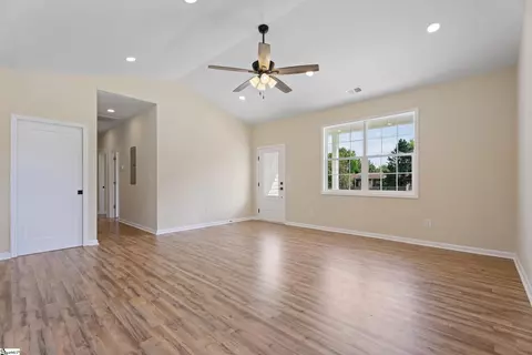 904 Beaverdam Rd, Williamston, SC 29697 photo 11