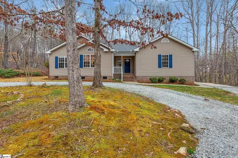 5 Starview Rd, Travelers Rest, SC 29690