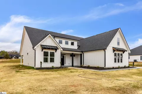 140 Babb Rd, Campobello, SC 29322 photo 2