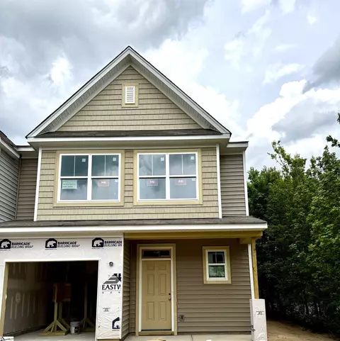 50 Fair Village Ln, Simpsonville, SC 29680