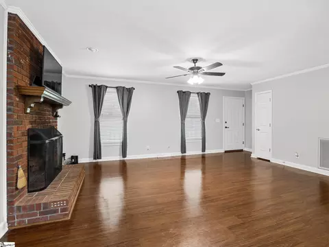 131 Cooper Dr, Greer, SC 29651 photo 7