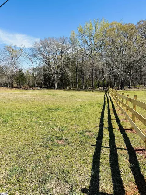 Greenpond Road, Gray Court, SC 29645