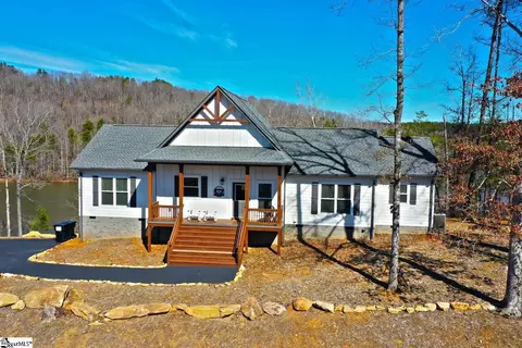908 Clear Point Trl, Seneca, SC 29672