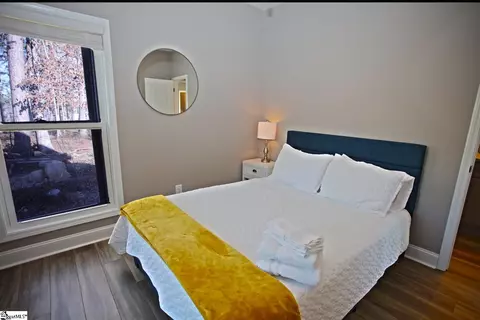 Bedroom - 908 Clear Point Trl, Seneca, SC 29672 photo 8 of 8