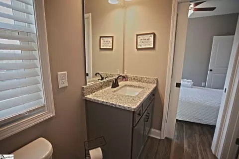Bath - 908 Clear Point Trl, Seneca, SC 29672 photo 3 of 4