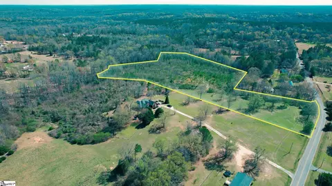 325 Hillside Church Rd # B, Fountain Inn, SC 29644
