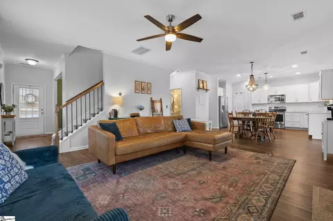 Entry Way - 15 Harwick Ct, Easley, SC 29642 photo 3 of 4