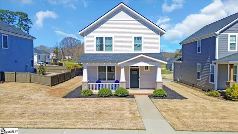 26 Arrington Ave, Greenville, SC 29617