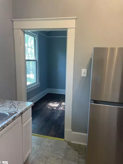 Entry Way - 100 Cedar St, Laurens, SC 29360 photo 3 of 3